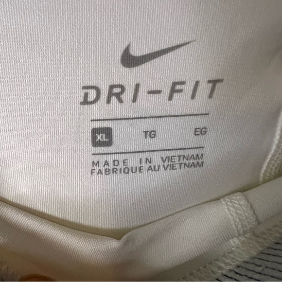 Nike Men's Athletic Shorts - White and Gray - Picture 4 of 5